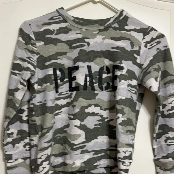 Camo‎ Peace Sweatshirt chaser brand - Picture 1 of 1